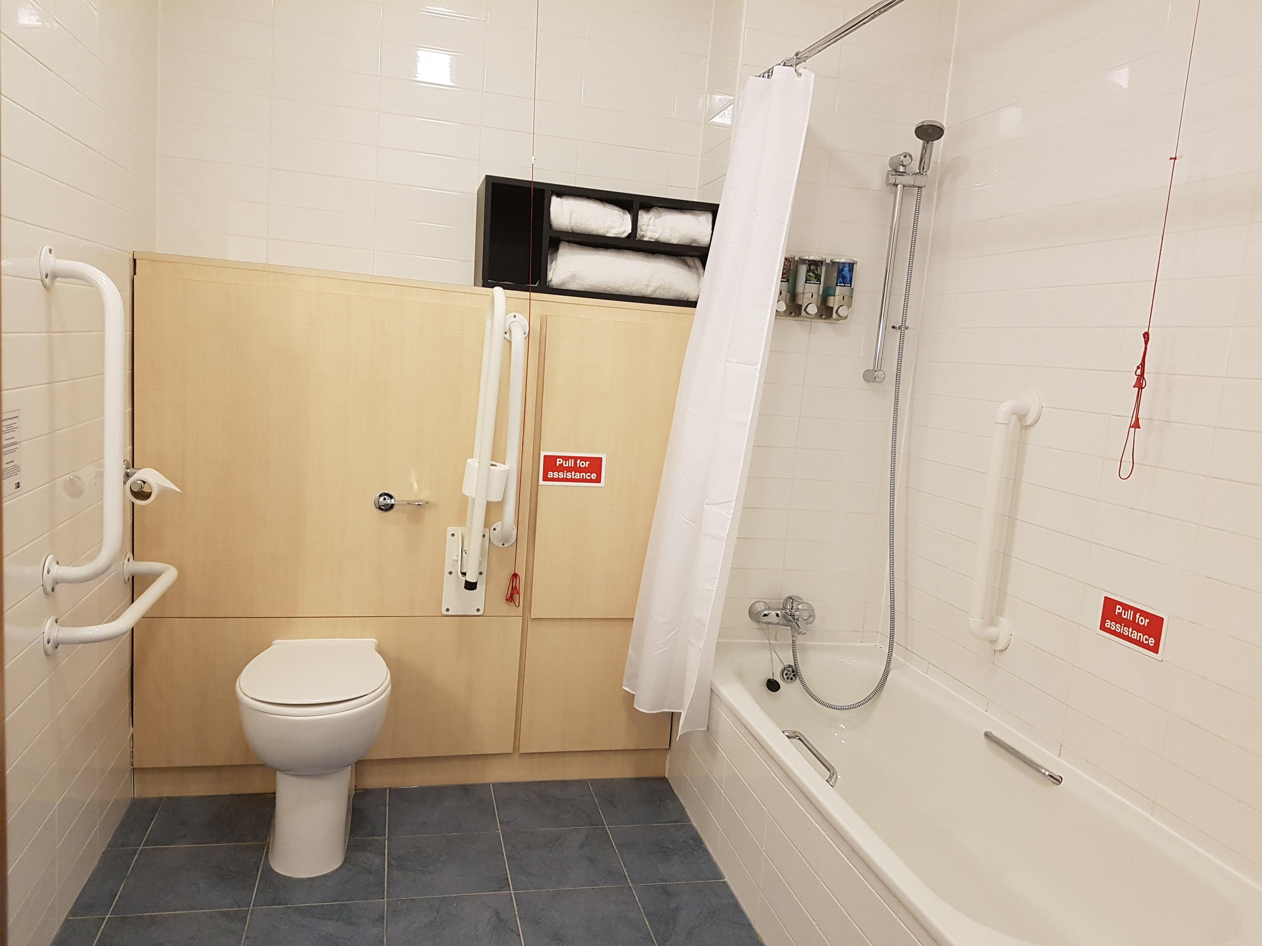 Holiday Inn Express Shrewsbury By Ihg Екстериор снимка