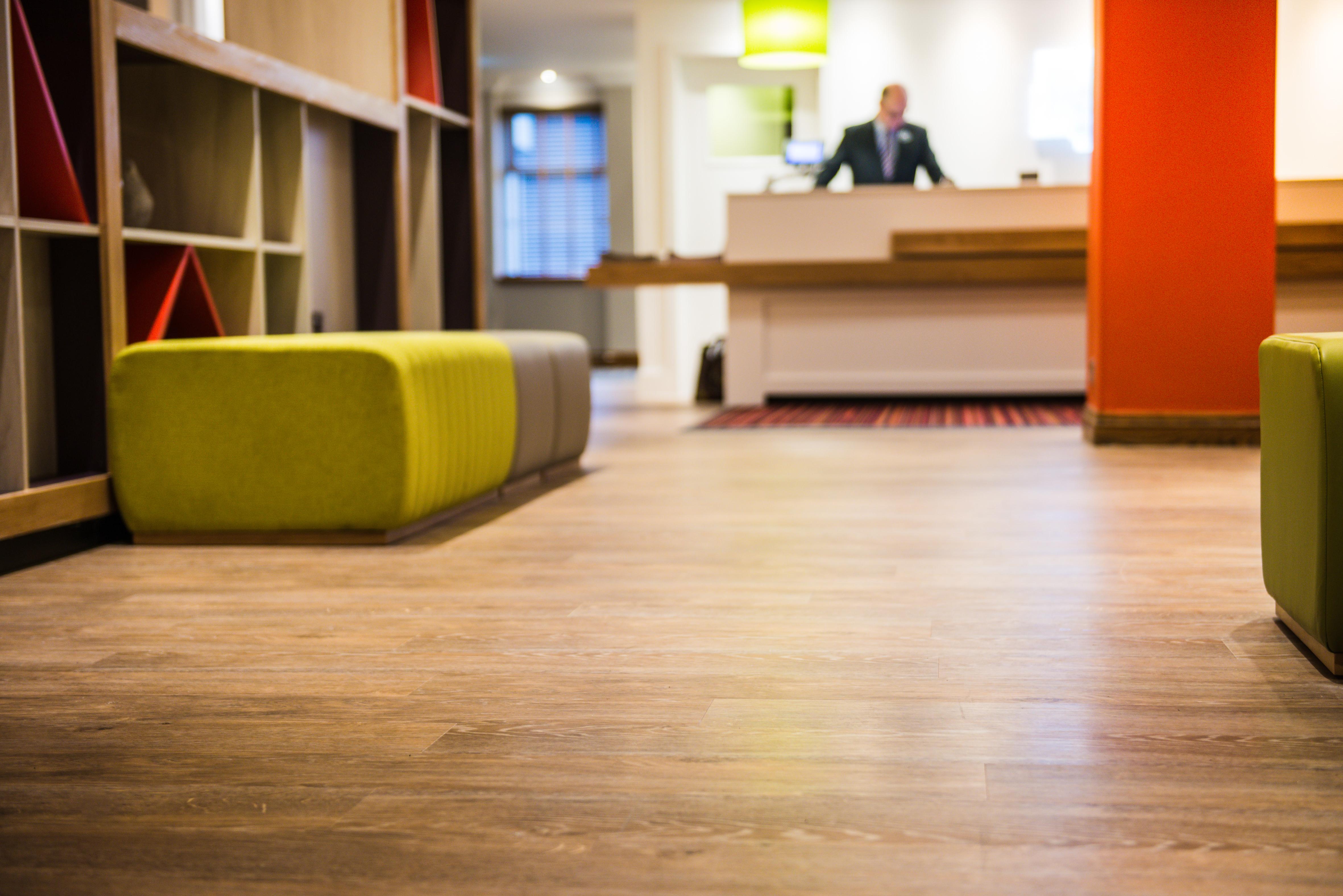 Holiday Inn Express Shrewsbury By Ihg Екстериор снимка