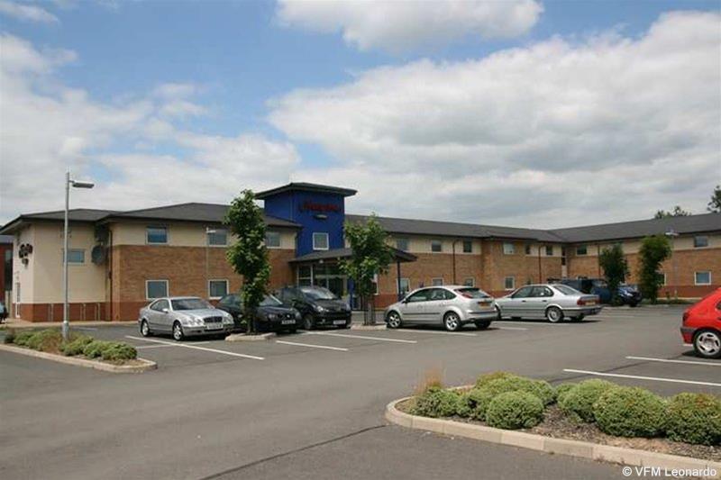 Holiday Inn Express Shrewsbury By Ihg Екстериор снимка